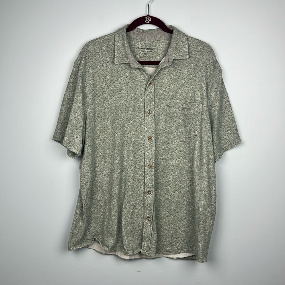Tailor Vintage men’s XL short sleeve green leaf print button down
